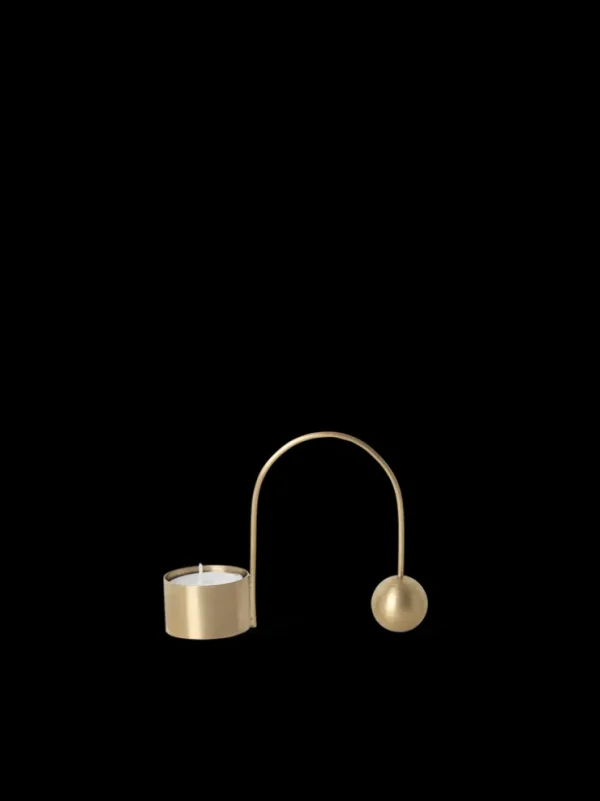 Candleholders<ferm LIVING Balance Tealight Holder - Brass