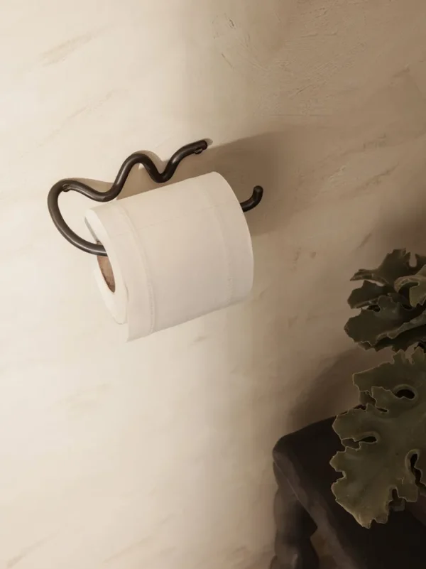 Hooks And Holders<ferm LIVING Curvature Toilet Paper Holder - Black Brass