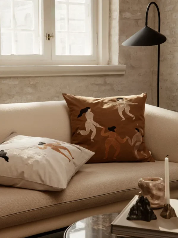 Cushions<ferm LIVING Free Cushion - Natural