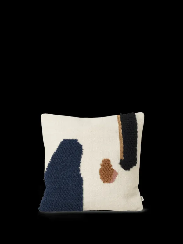 Cushions<ferm LIVING Loop Cushion - Mount Off-White