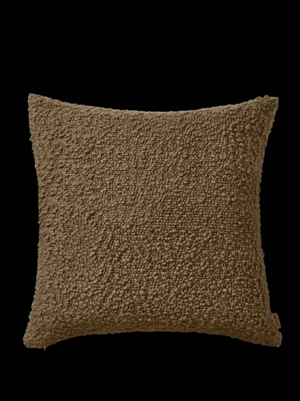 Cushions<ferm LIVING Moor Cushion - Olive