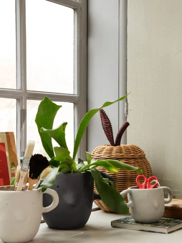 Accessories<ferm LIVING Mus Plant Pot - XL - Dark Grey