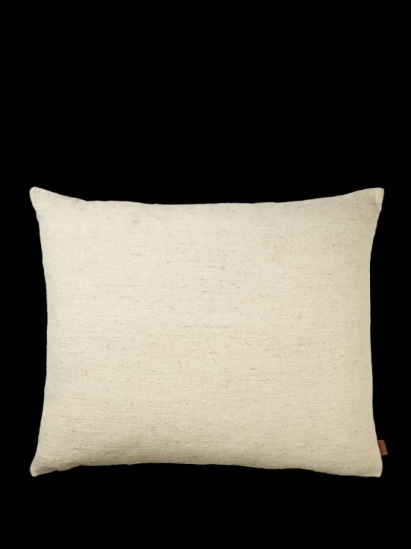 Cushions<ferm LIVING Nettle Cushion - Large - Natural