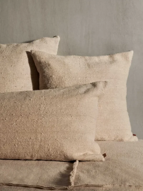 Cushions<ferm LIVING Nettle Cushion - Large - Natural