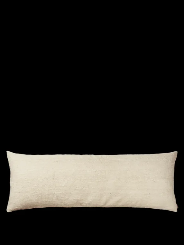 Cushions<ferm LIVING Nettle Cushion - Long - Natural