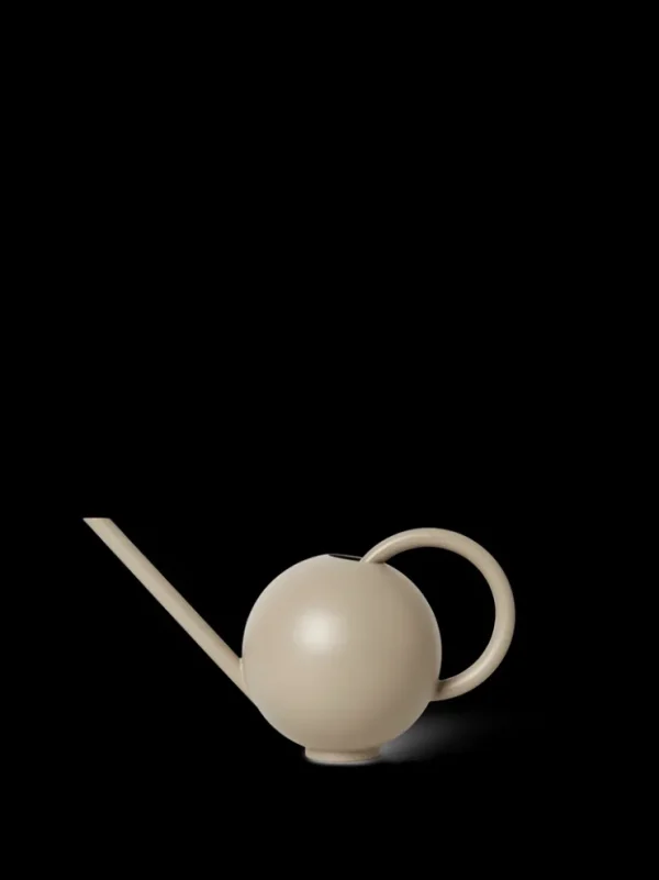 Outdoor Accessories<ferm LIVING Orb Watering Can - Cashmere