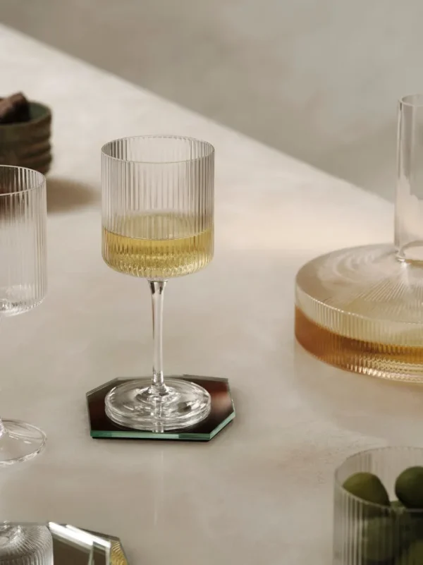 Glasses<ferm LIVING Ripple White Wine Glasses - Set of 2 - Clear