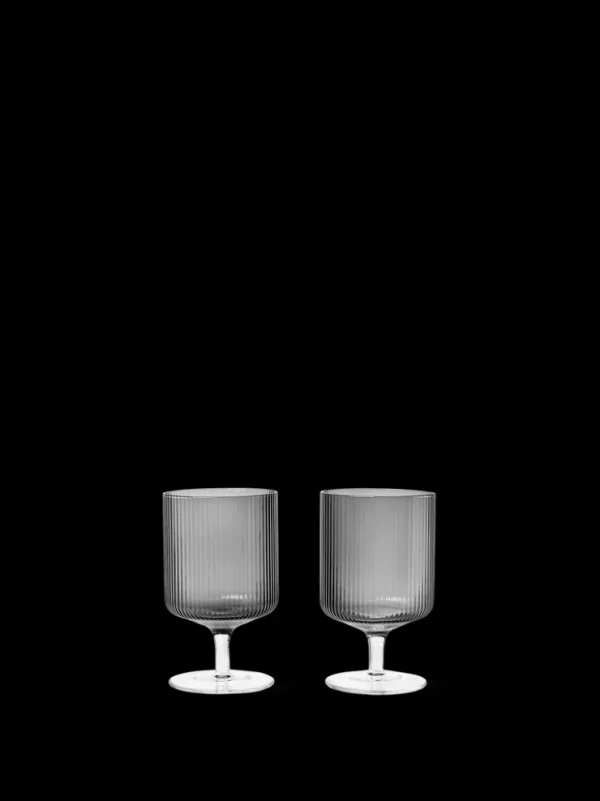 Glasses<ferm LIVING Ripple Wine Glasses - Set of 2 - Smoked Grey