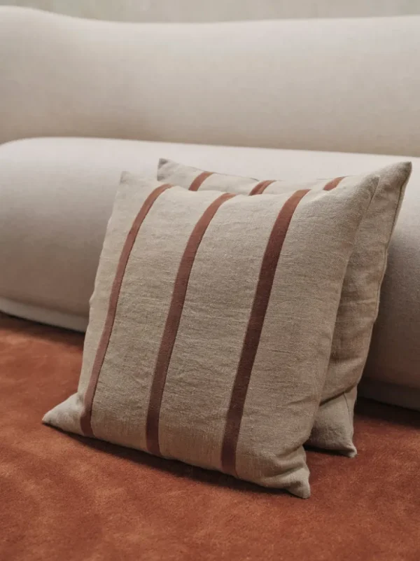 Cushions<ferm LIVING Senti Stripe Cushion - Linen/ Carob Brown