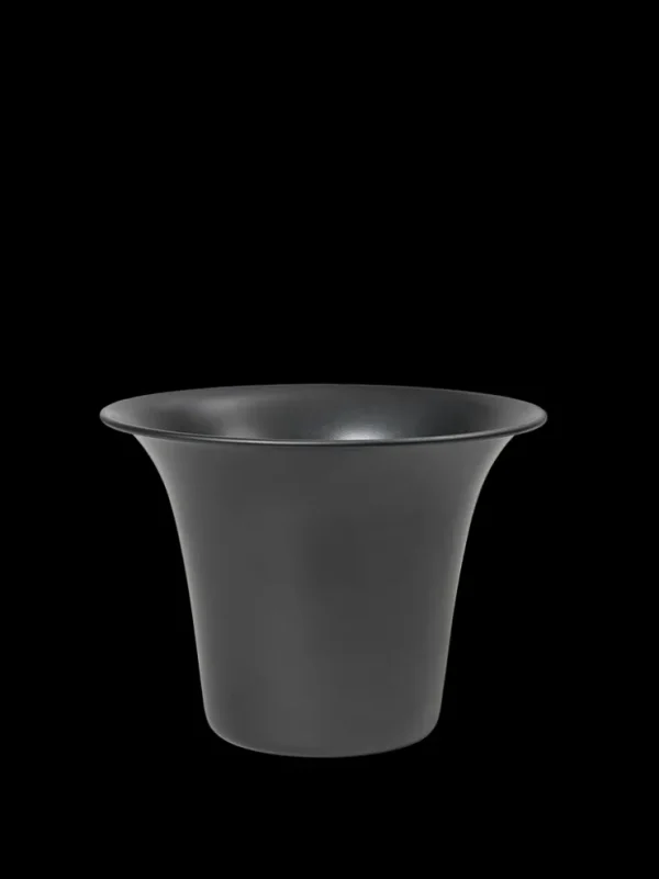 Plant Pots<ferm LIVING Spun Alu Pot - ened Aluminium Black